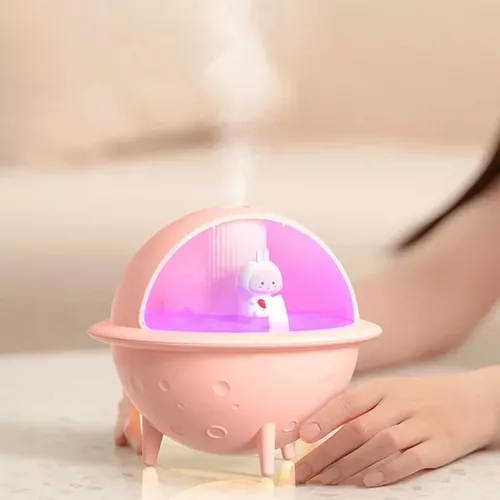Umidificador de homem do espaço